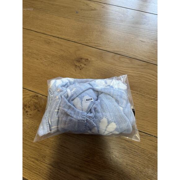 Altar'd State Size Medium Blue Floral Crop Sweater Daiseys Lightweight Cotton - Picture 10 of 10